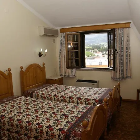 Hotel Residencial Sra. Da Lomba Pinhanços Esterno foto