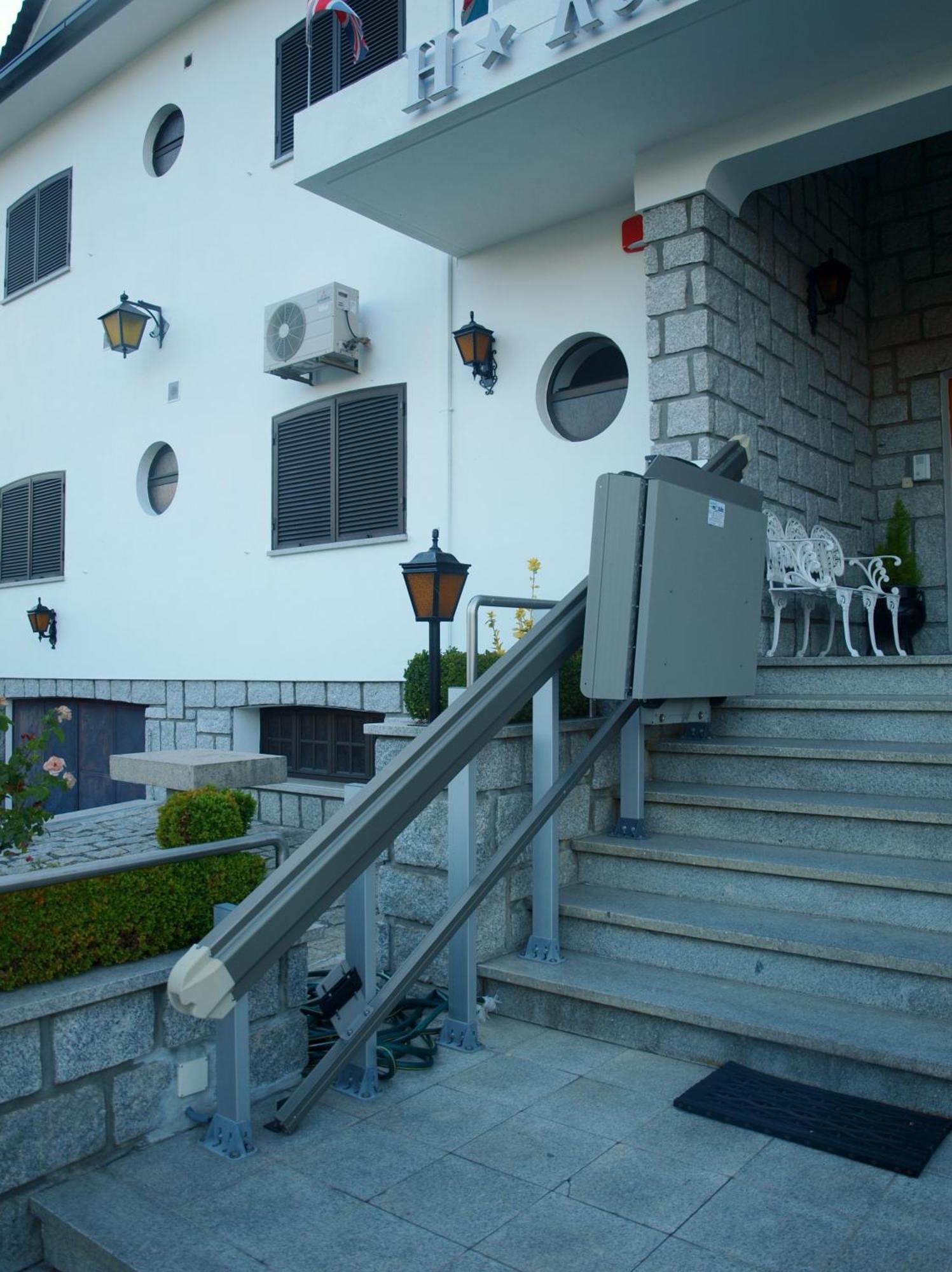 Residencial Sra. Da Lomba Affittacamere Pinhanços